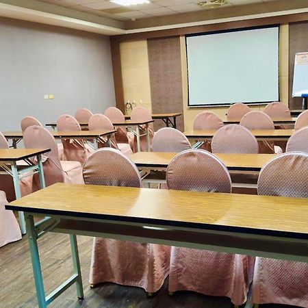 Ohotel Taichung Luaran gambar